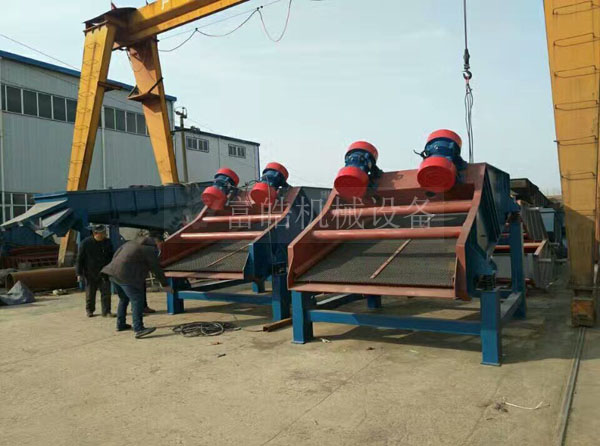 振動電機(jī)脫水篩